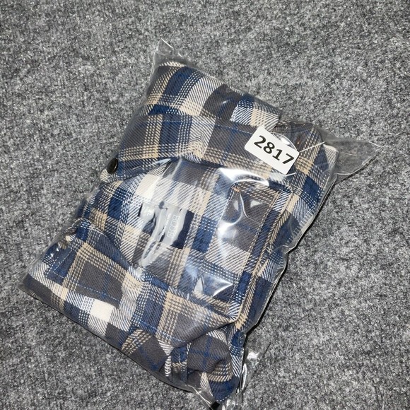 BLUE Sak Fifth Avenue Shirt  Mens size XL Blue Plaid Flannel Long Sleeves Pocket - Picture 10 of 10